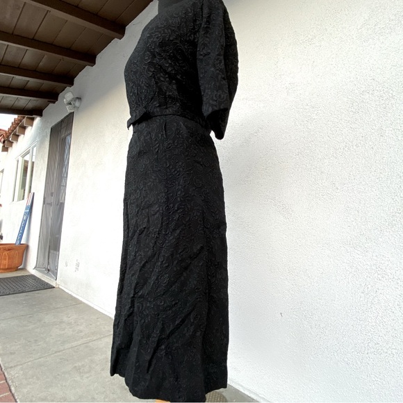 A Mendel Creation 1950’s Vintage Black dress comes with Bow belt - Picture 6 of 10
